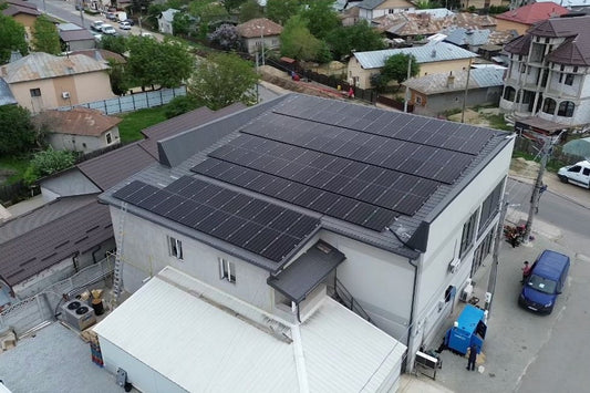 Panoul Solar Fotovoltaic Hyundai 415W - 490W HIE Black Frame: O Revoluție în Energie Solară